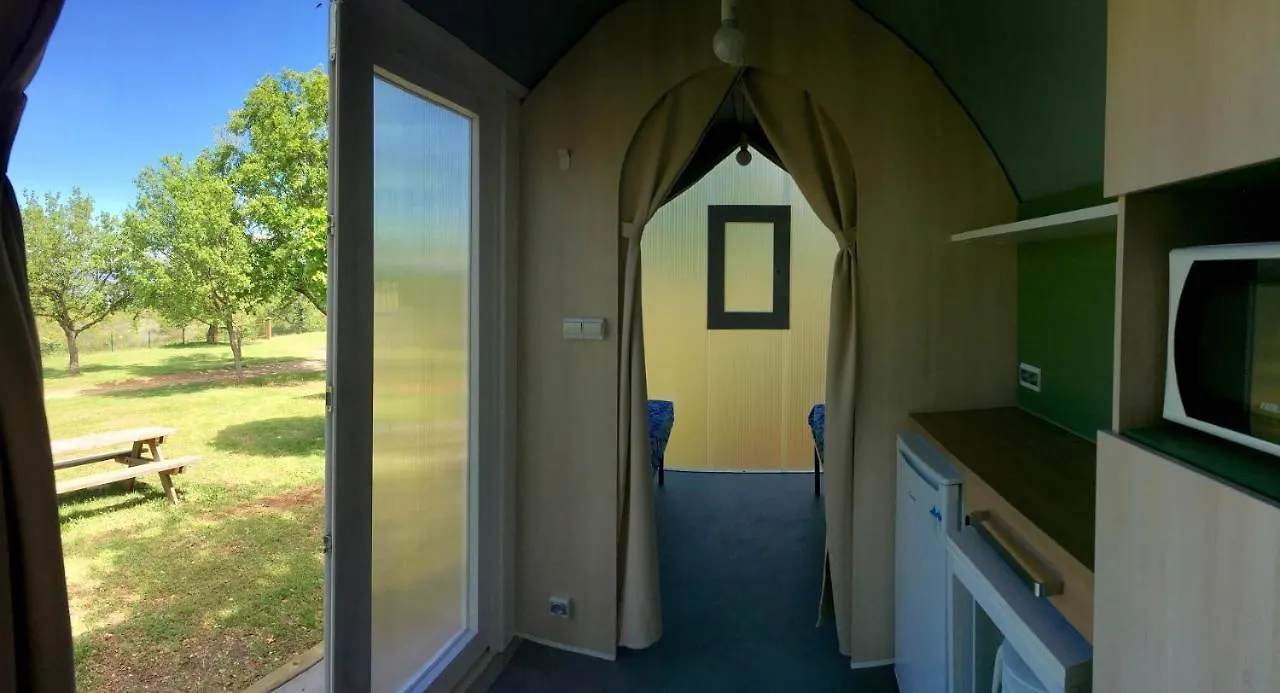 Campasun Camping De L'Aigle Aiguines Campsite